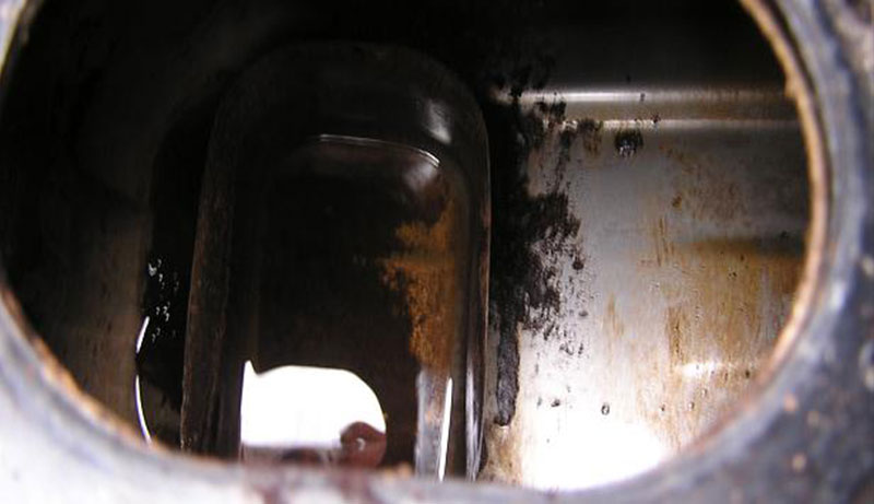 remove rust from inside a diesel fuel tank