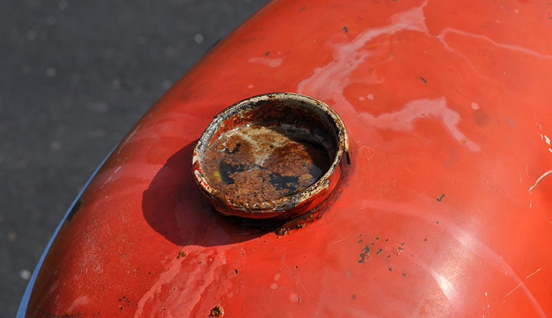 Rusty Gas Tank with Muriatic Acid